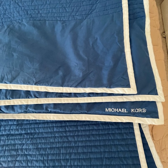 Michael Kors King size Bed Spread/ Firm Price - Picture 3 of 15